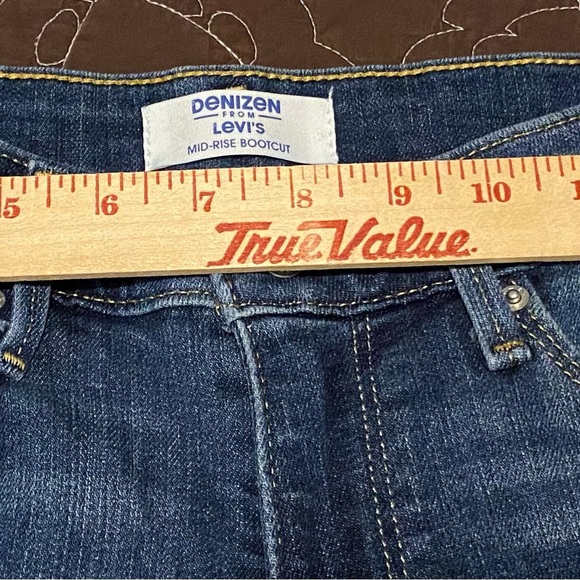 Levi’s Denizen Mid-Rise Boot Cut Women’s Size 4S 27x30 Jeans - Picture 6 of 7